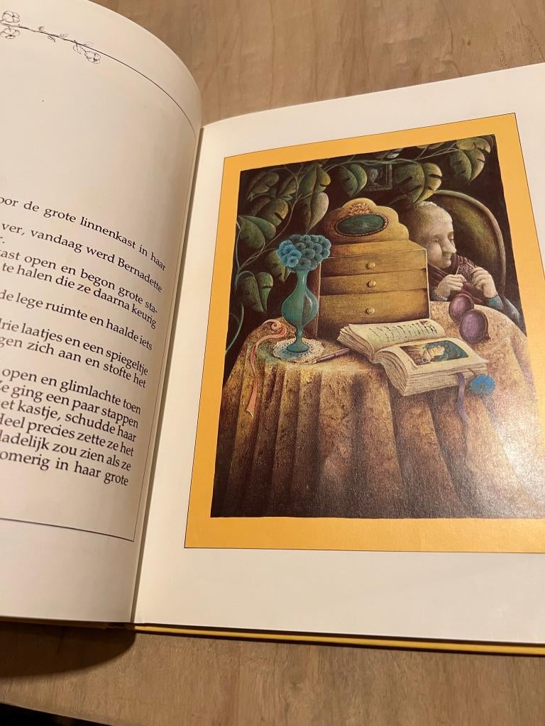 Vintage sprookjesboek: Het kleine kastje - Hélène Tersac - F, Fictie algemeen, Ophalen of Verzenden, Zo goed als nieuw, Hélène Tersac