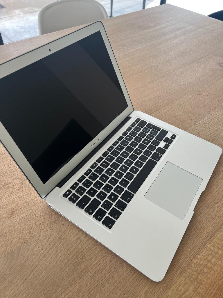 MacBook Air 13 inch SSD 256gb 8gb RAM TOP STAAT, Computers en Software, Ophalen, 256 GB, 8 GB, 13 inch