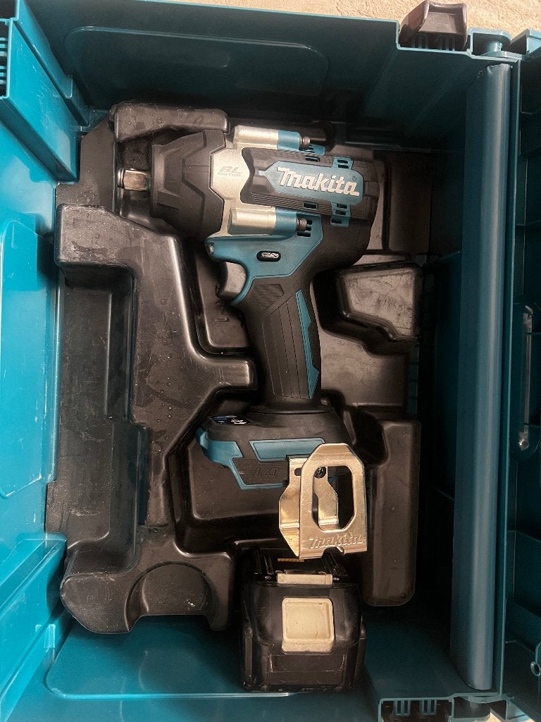 Makita Boulonneuse à chocs  700 Nm, Bricolage & Construction, Enlèvement, Makita