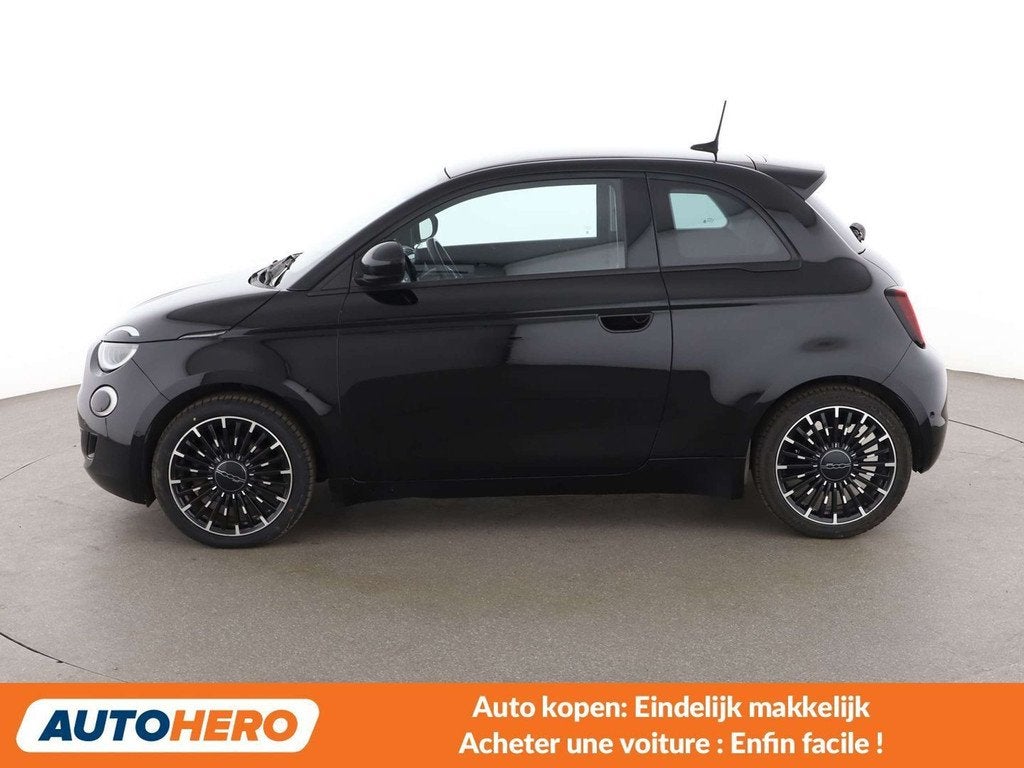Fiat 500E electric drive 87 kW Icon (bj 2022, automaat), Auto's, 4 zetels, Stof, https://public.car-pass.be/vhr/75893c64-63e8-47ba-a0b7-a12c51335753