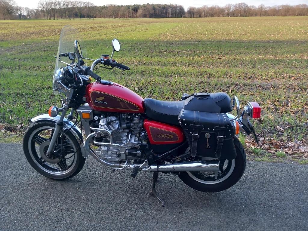 Oldtimer, Motoren, Cardan-aandrijving, 2 cilinders, Chopper, Particulier