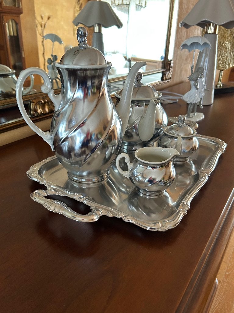 set koffie en thee, Ophalen