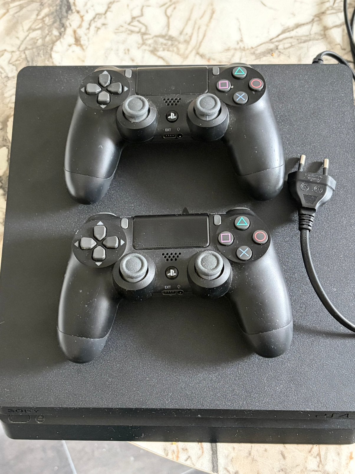 PS4 d'origine - Firmware rare 9.00 + 2 manettes, Games en Spelcomputers, Spelcomputers | Sony PlayStation 4, Ophalen, Met 2 controllers