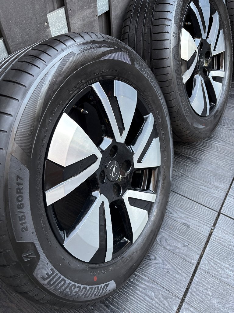 Nieuwstaat 17" Opel Frontera Mokka Crossland Velgen 4X108, Ophalen, 215 mm, Banden en Velgen, 17 inch