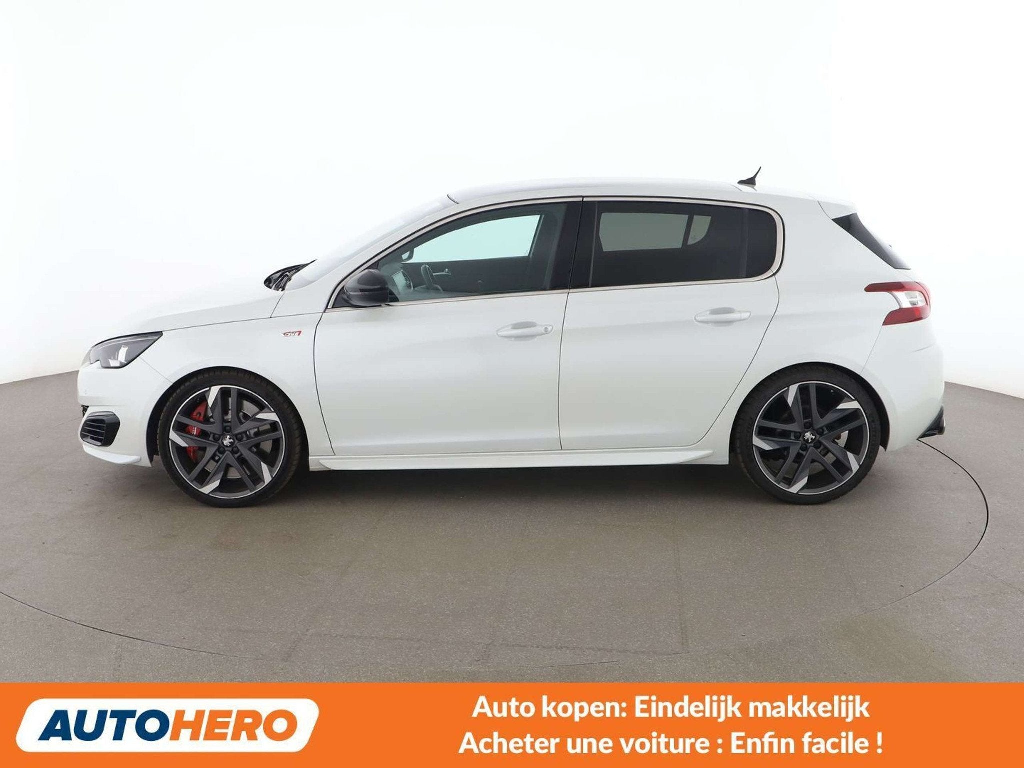 Peugeot 308 1.6 THP GTi (bj 2017), Voorwielaandrijving, Zwart, https://public.car-pass.be/vhr/91404d54-3343-4bcf-aac3-7e80288e63df