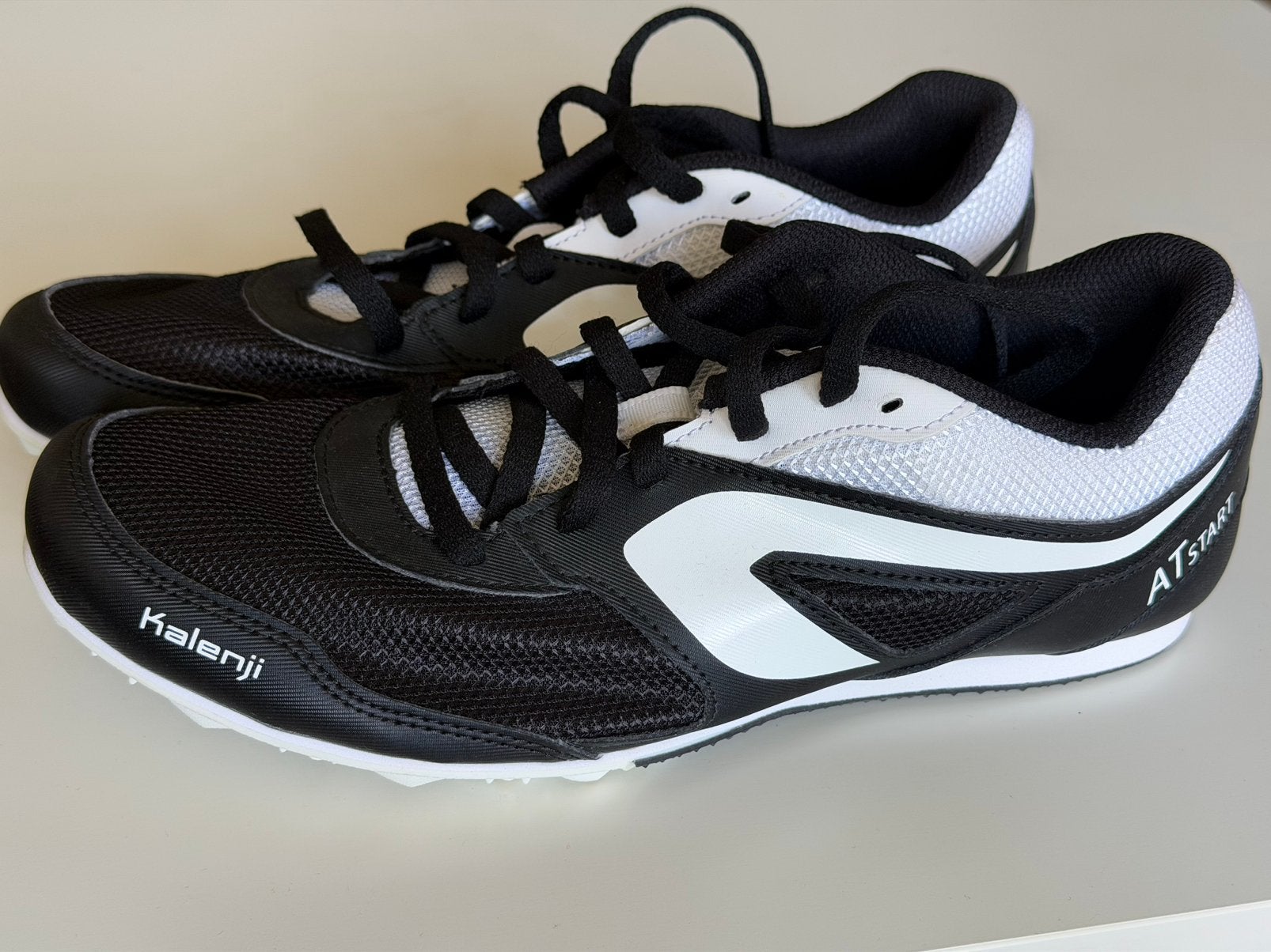 Superbe chaussures de sport Kalenji Noire 41 ou US 7 neuve, Enlèvement, Comme neuf