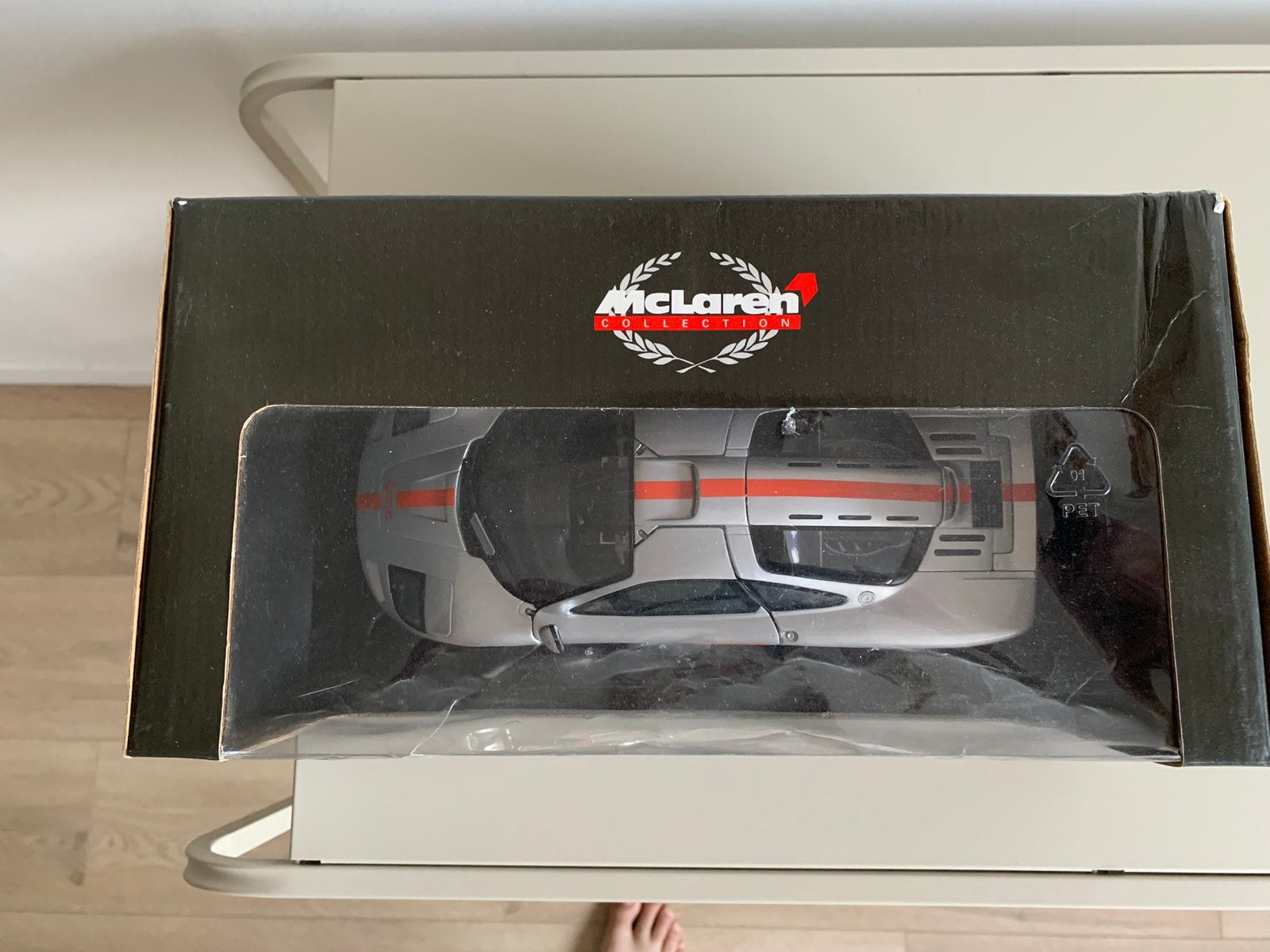 Modèles UT 1:18 McLaren F1 BDCC Version rare, Enlèvement ou Envoi, Comme neuf, UT Models
