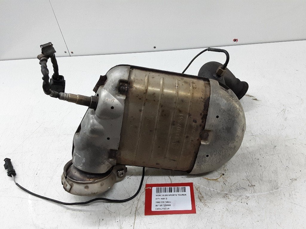 CATALYSEUR Mercedes-Benz B (W245) (11107661), Mercedes-Benz, Utilisé, Dialog.mb@mercedes-benz.com, Mercedes-Benz AG