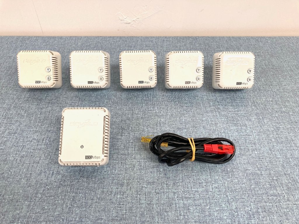 Devolo dLAN 500 WiFi 500 Mbps 5 adapters, Computers en Software, WiFi-versterkers, Gebruikt, Verzenden