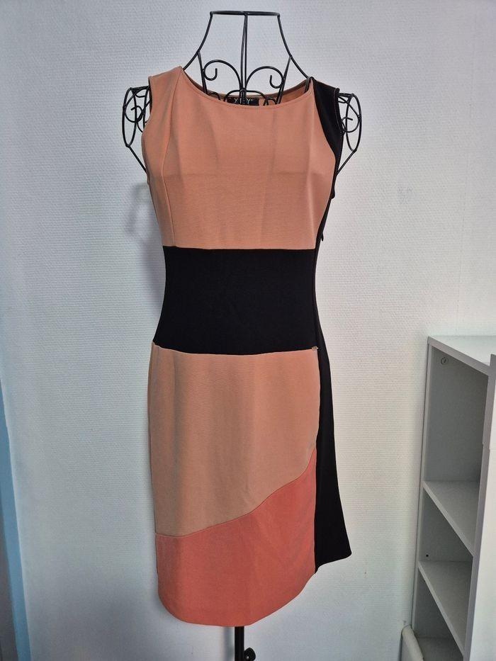 Robe fourreau bicolore XTSY - Taille M, Enlèvement ou Envoi, Noir