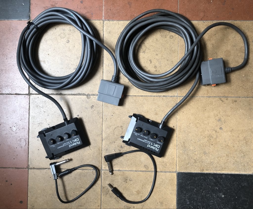 GK1 Roland, Enlèvement ou Envoi, Comme neuf, Roland, Avec connexion MIDI