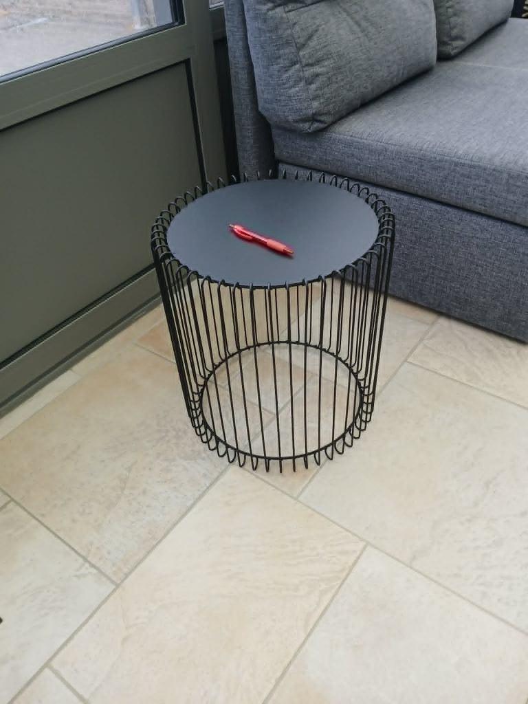 Salon- of bijzettafeltje, Huis en Inrichting, Tafels | Salontafels, Minder dan 50 cm, Rond, Zo goed als nieuw, Minder dan 50 cm