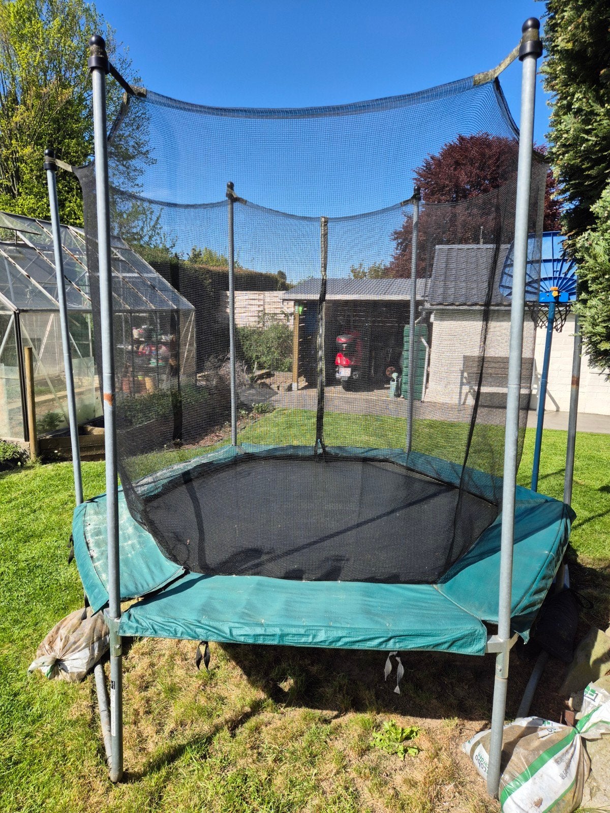 Trampoline décathlon, Enfants & Bébés, Jouets | Extérieur | Trampolines, Enlèvement