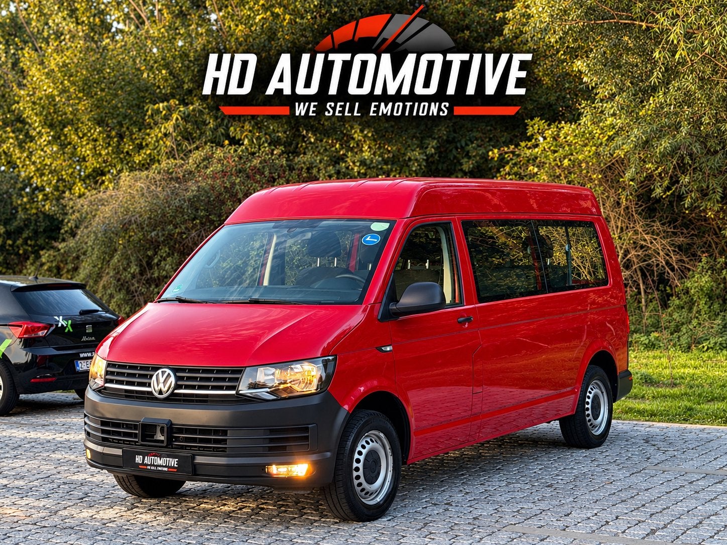 Volkswagen T6 2.0TDI 150CV DSG L2H2 • 8PLCS • NAVI • CARPLAY, Autos, Rouge, Entreprise, Garantie prolongée, Entretenue par le concessionnaire