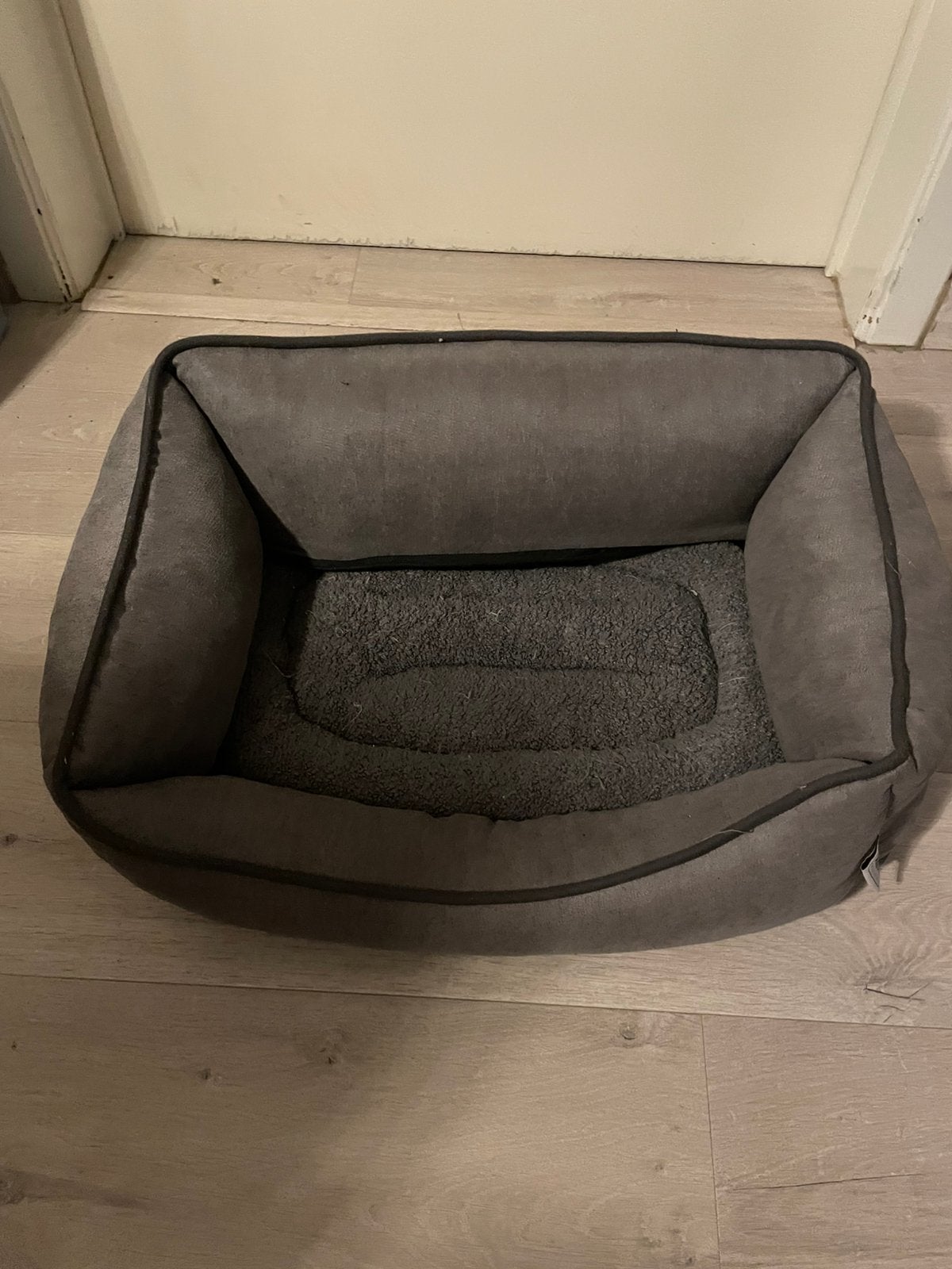 Mand voor kleine hond/kat, Ophalen, Zo goed als nieuw