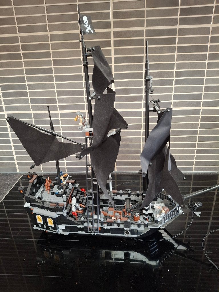 bouwset : grote piratenboot (nieuwstaat), Ophalen of Verzenden, Zo goed als nieuw