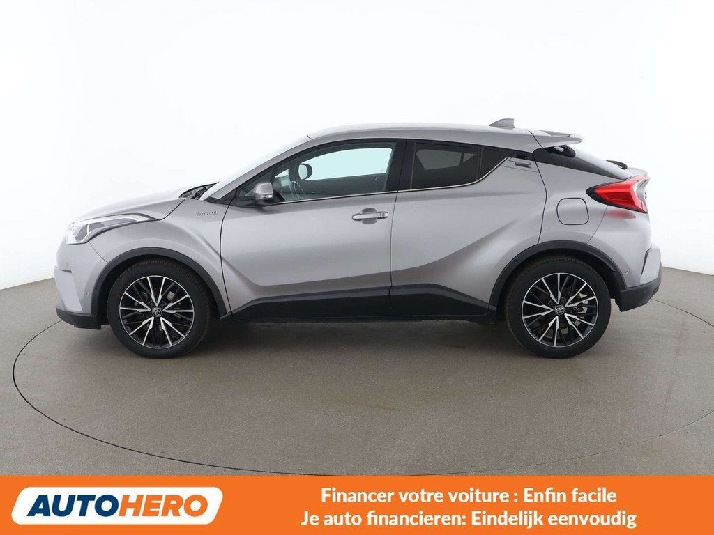 Toyota C-HR 1.8 Hybrid Style (bj 2017, automaat), 122 pk, Zwart, Leder, 5 zetels