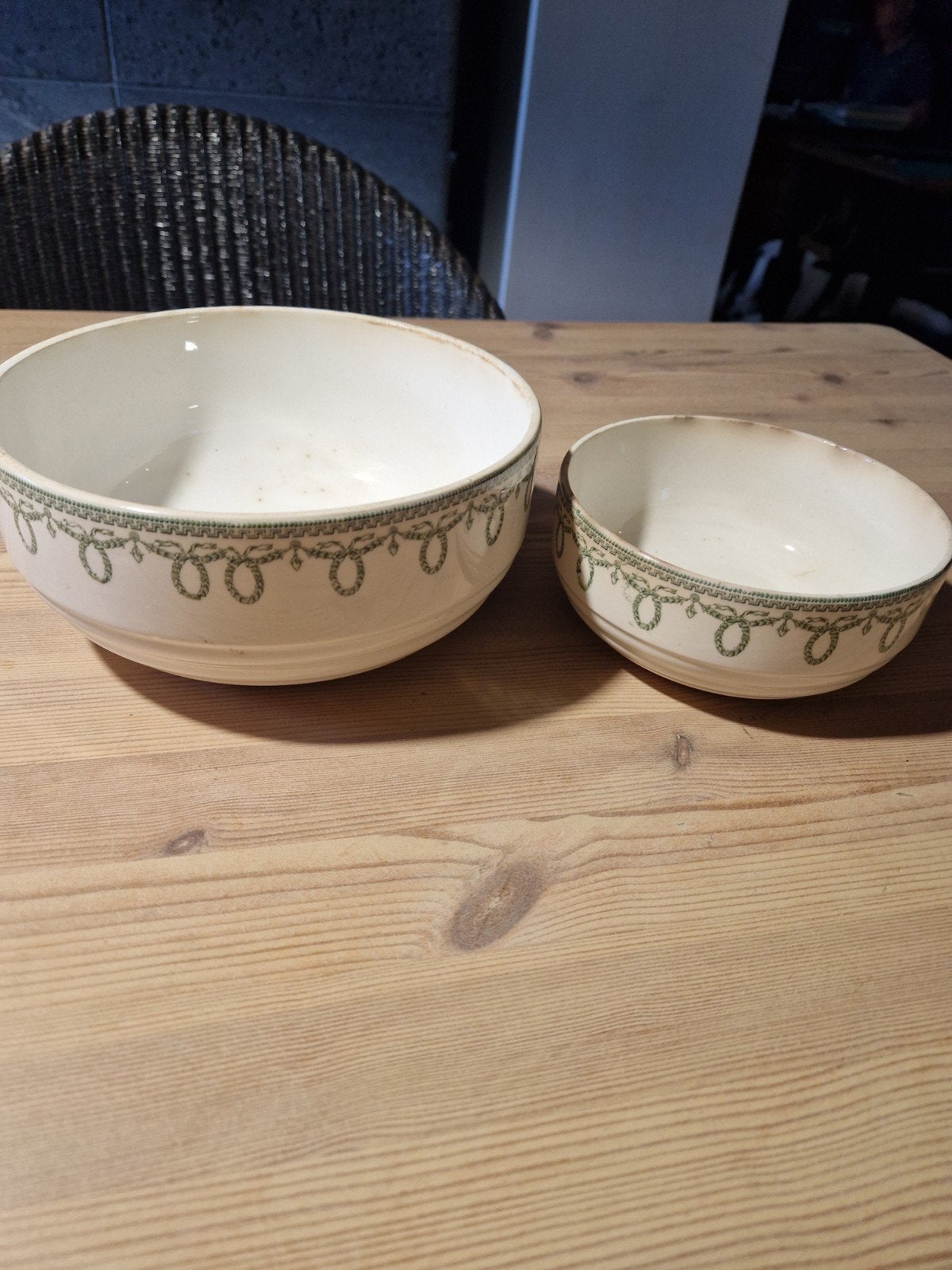 2 antieke saladeschalen van Boch Bonaparte, Antiek en Kunst, Ophalen of Verzenden