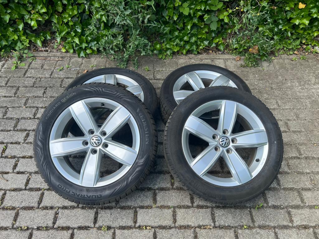 Jantes Volkswagen 17”, Autos : Pièces & Accessoires, Enlèvement, Pneus hiver, Pneu(s)