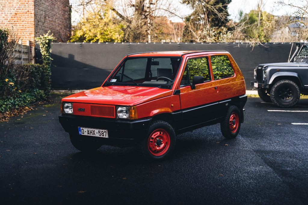 FIAT PANDA 4X4/ANCIENNE/EXCELLENT ÉTAT, Autos, Fiat, Entreprise, Achat, Panda, 4x4, Essence, Boîte manuelle, Rouge, Gris, Tissu