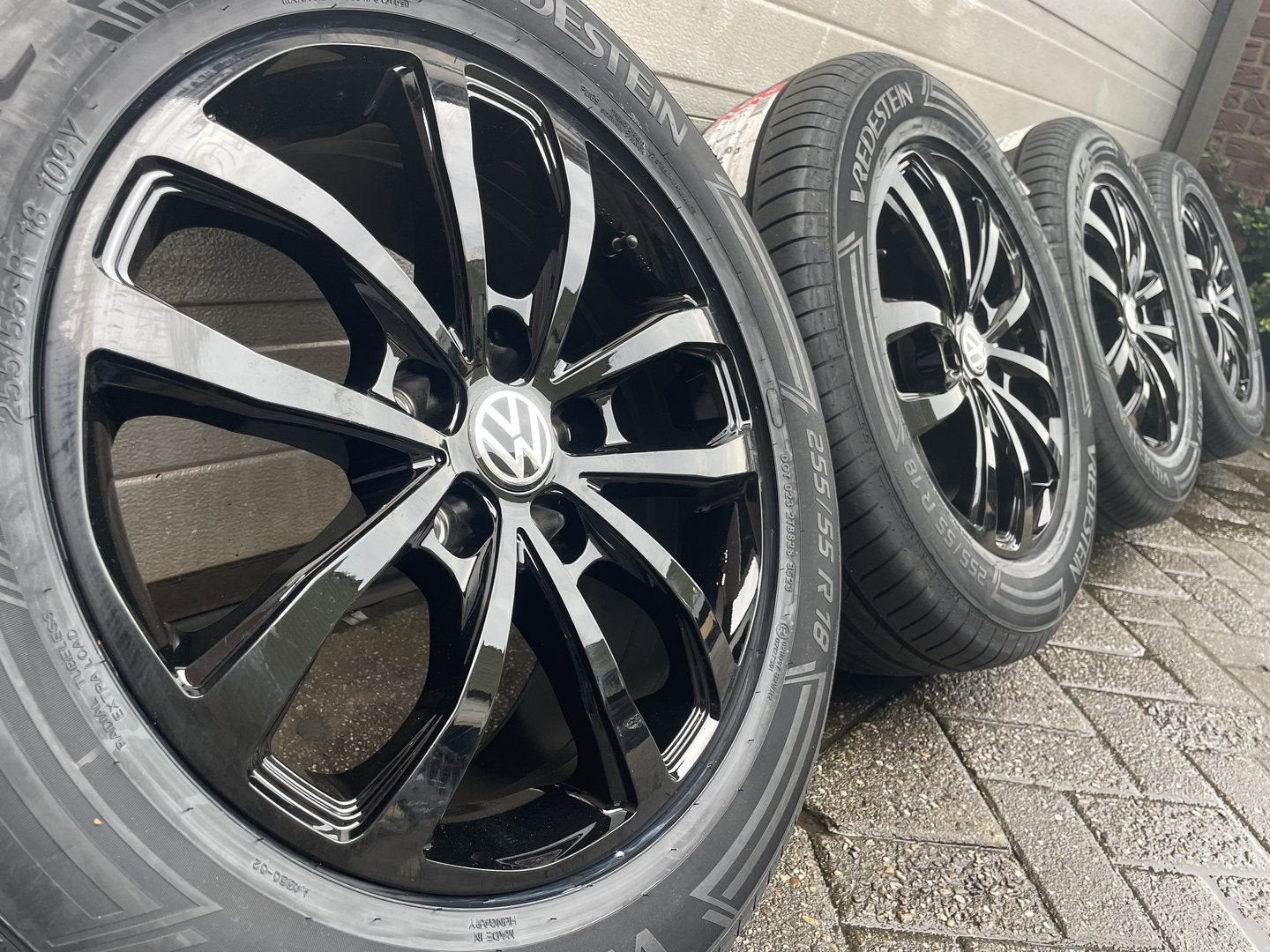18 " zwarte Volkswagen VW Crafter MAN TGE velgen zomerbanden, Auto-onderdelen, 18 inch, Bestelwagen, 255 mm, -