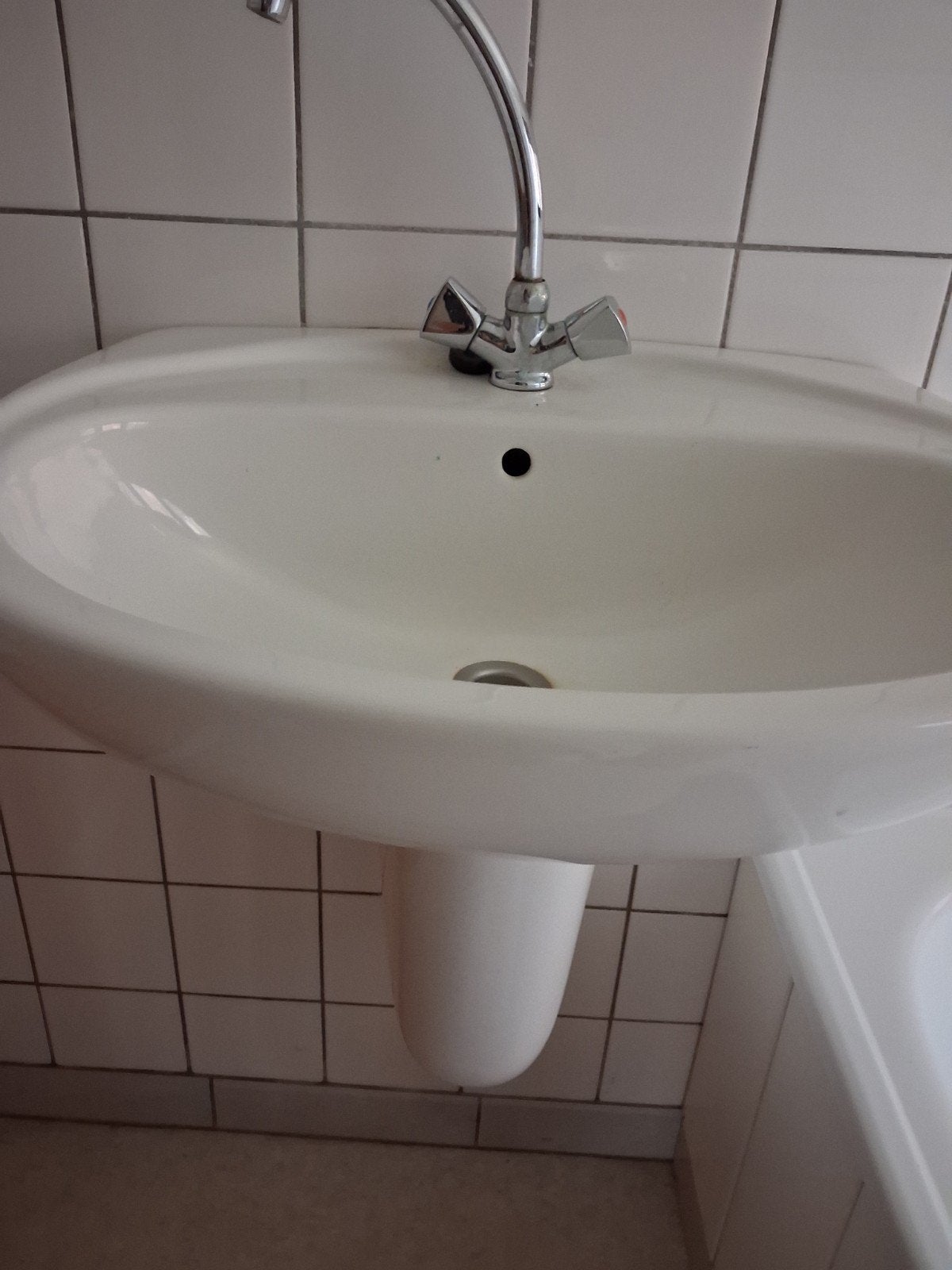gratis lavabo en kraan, Huis en Inrichting, Ophalen