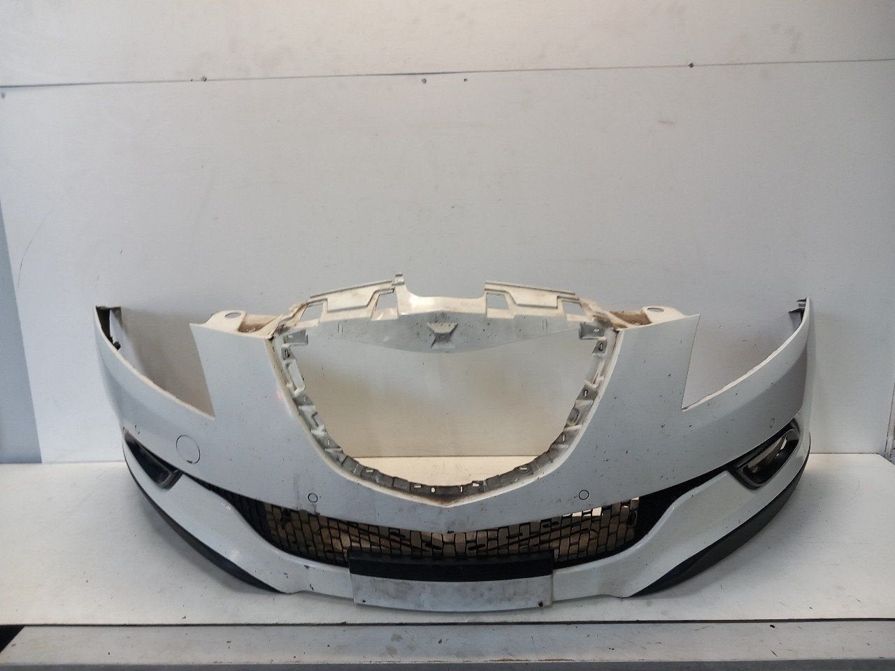 Bumper voor Lancia Delta, Onderdelen@venauto.nl, Van der Ven Autorecycling B.V., Ettenseweg 76, 4706 PB Roosendaal, The Netherlands