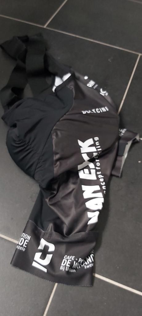 Wielerkledij, Ophalen, XS