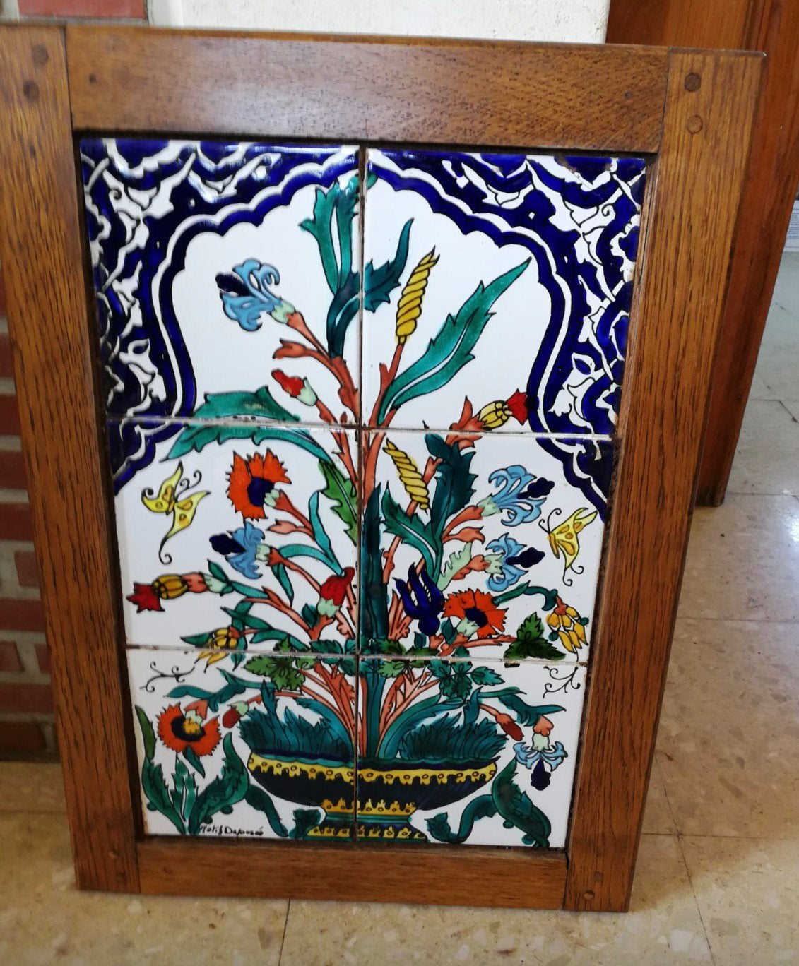 Encadrement bois avec faience, Enlèvement