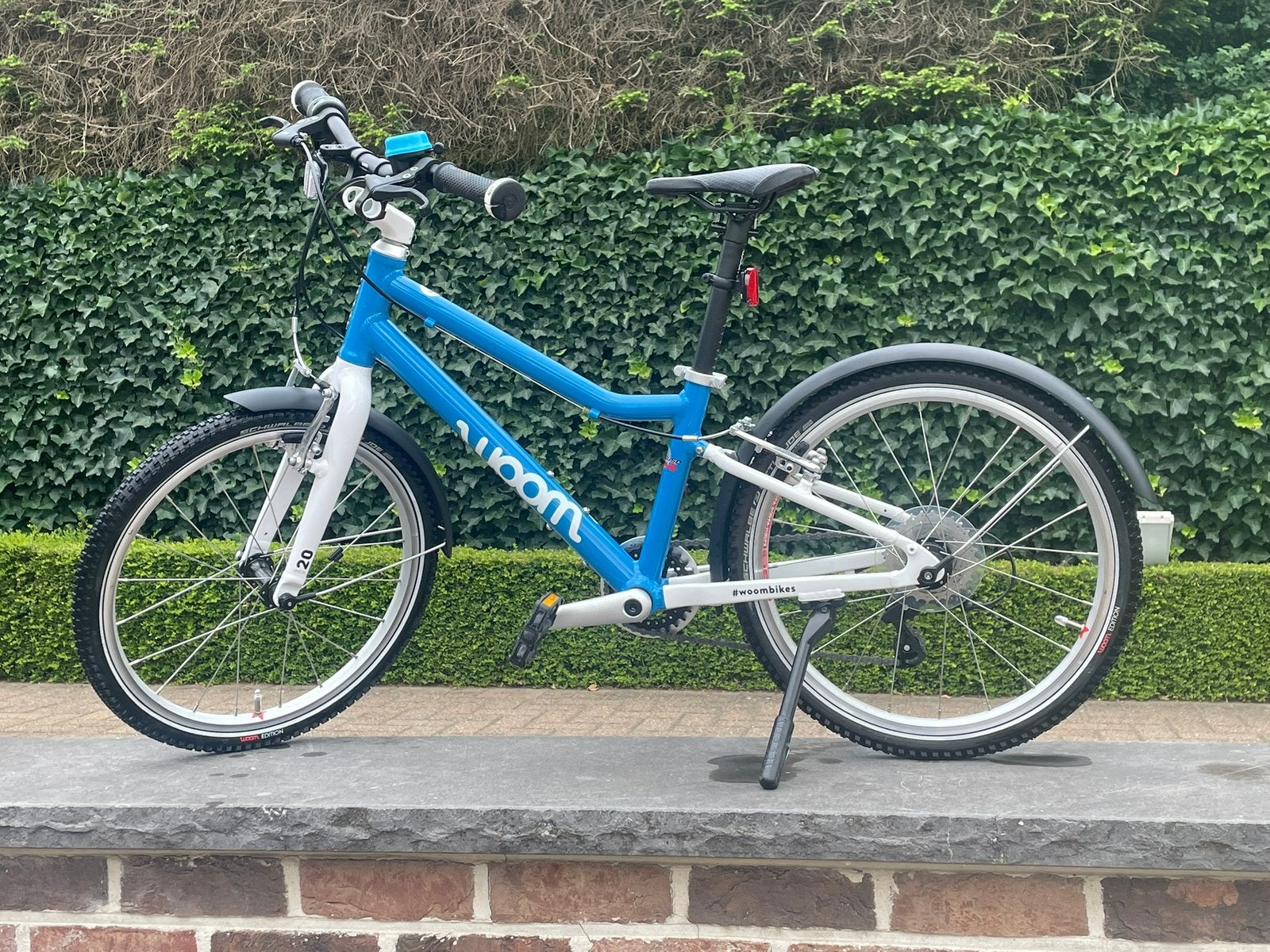 Woom 4 original + kickstand + spatbord, Ophalen, Zo goed als nieuw, 20 inch of meer, Woom