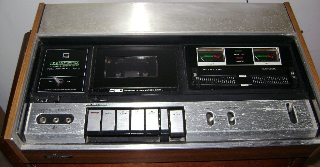 Cassettedeck Sharp RT-480H, TV, Hi-fi & Vidéo, Decks cassettes, Enlèvement, Simple, Autres marques, Tape counter