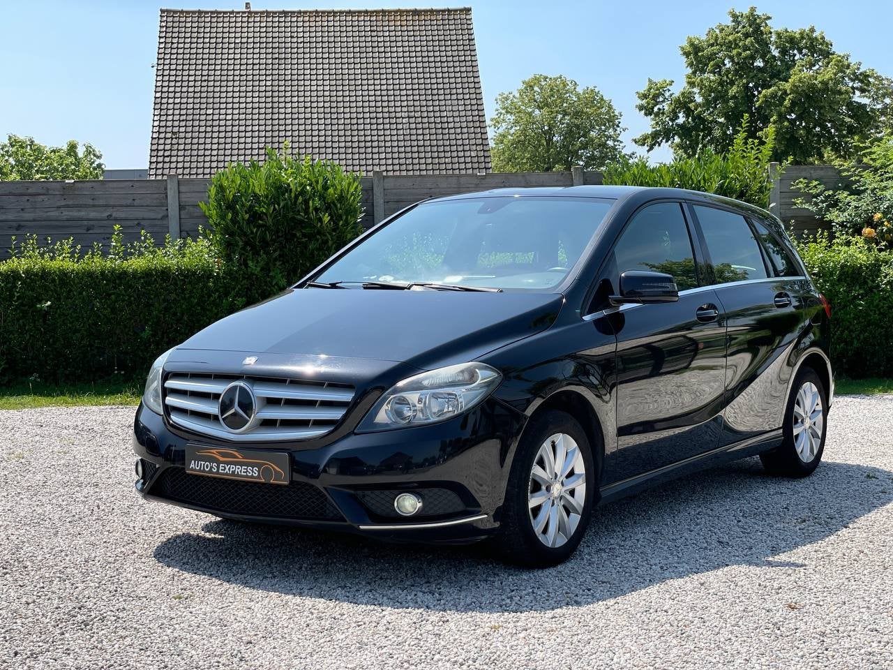 Mercedes B 180, Achat, Euro 6, Entreprise, 1595 cm³