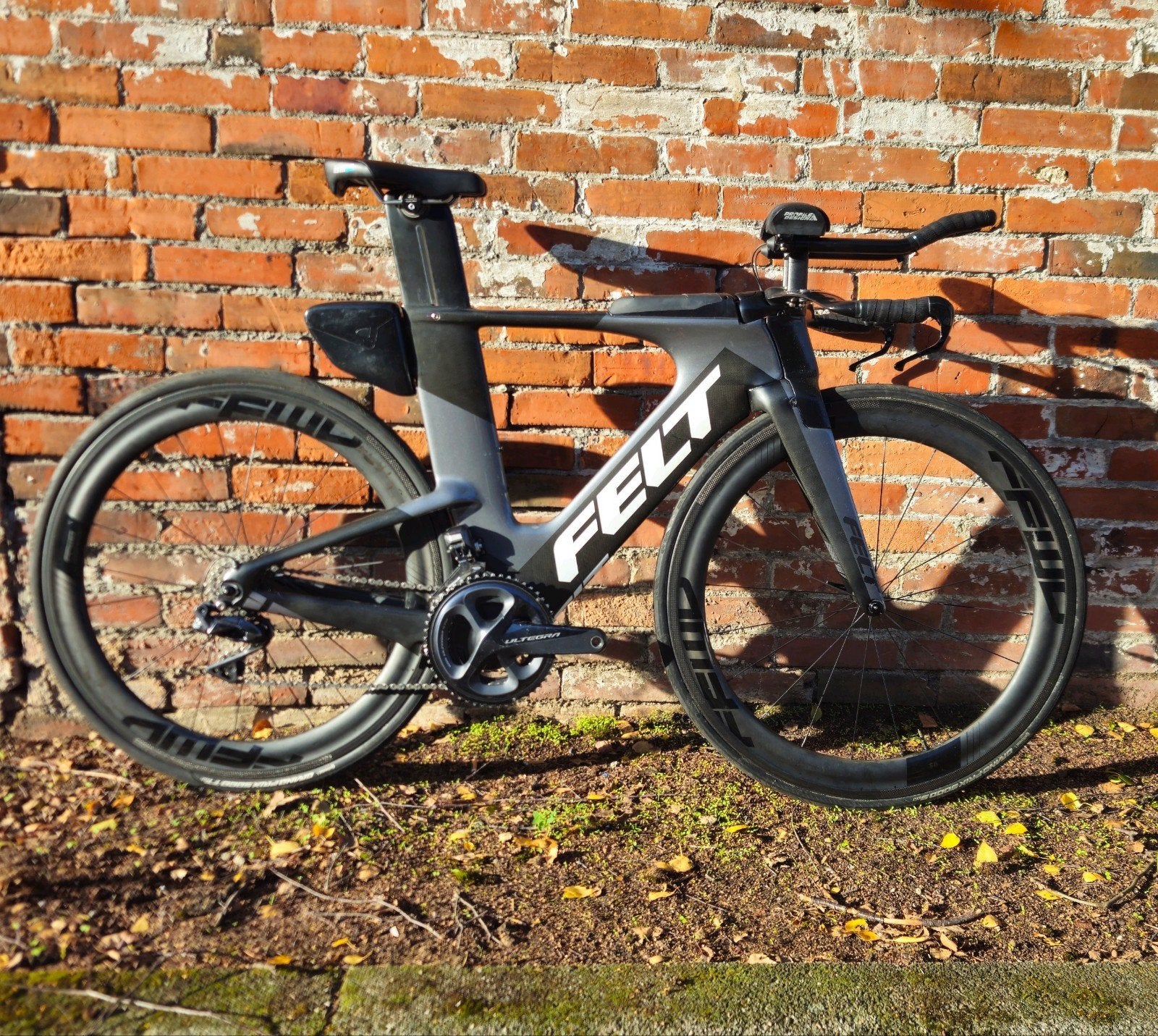 Felt IA 1 tijdritfiets voor triathlon met Shimano Ultegra, Gebruikt, Carbon, 10 tot 15 versnellingen, 49 tot 53 cm