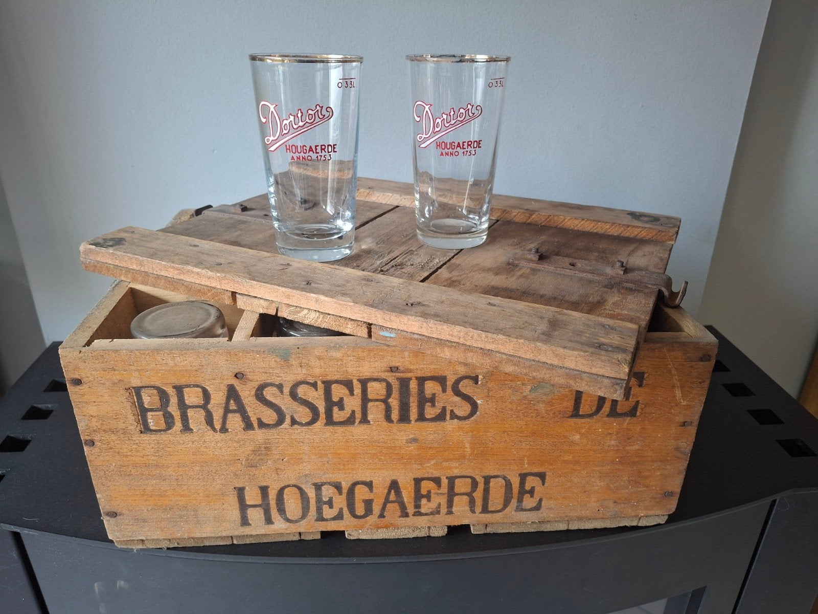 Brasseries de Hoegaerde bak met Dortor glazen, Ophalen of Verzenden, Zo goed als nieuw, Overige typen, Overige merken