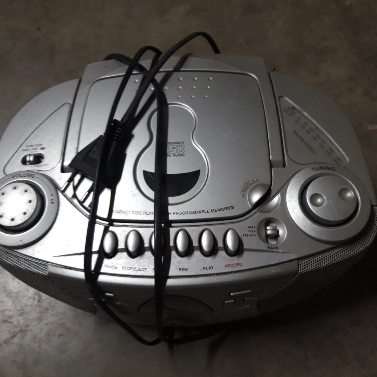 Radio met kabel, Enlèvement, Radio, Avec lecteur de CD