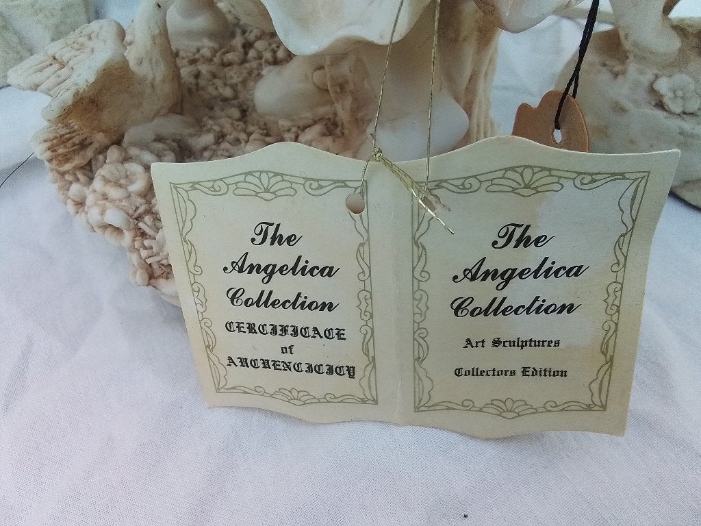 Vier-delige set beeldjes met een staande lamp, Ophalen