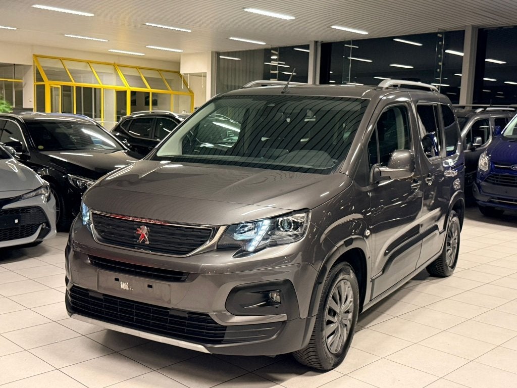 Peugeot Rifter Automatique 1.5hDi 96kW Euro 6d-ISC, Autos, Achat, Euro 6, Entreprise, https://public.car-pass.be/vhr/0b2a5b46-d2d3-4bca-8abd-8f82d636d191