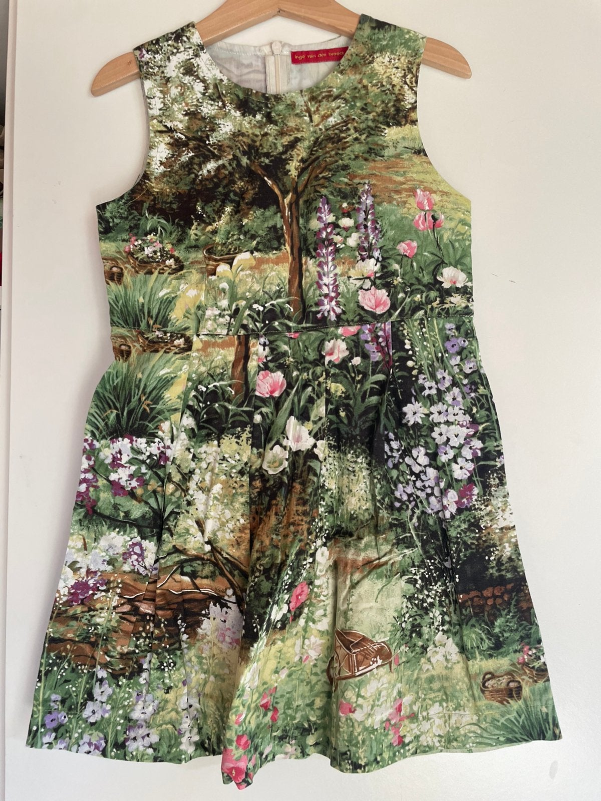 Prachtig Inge Van Den Broeck jurk maat 110/116, Enfants & Bébés, Vêtements enfant | Taille 110, Enlèvement ou Envoi, Comme neuf