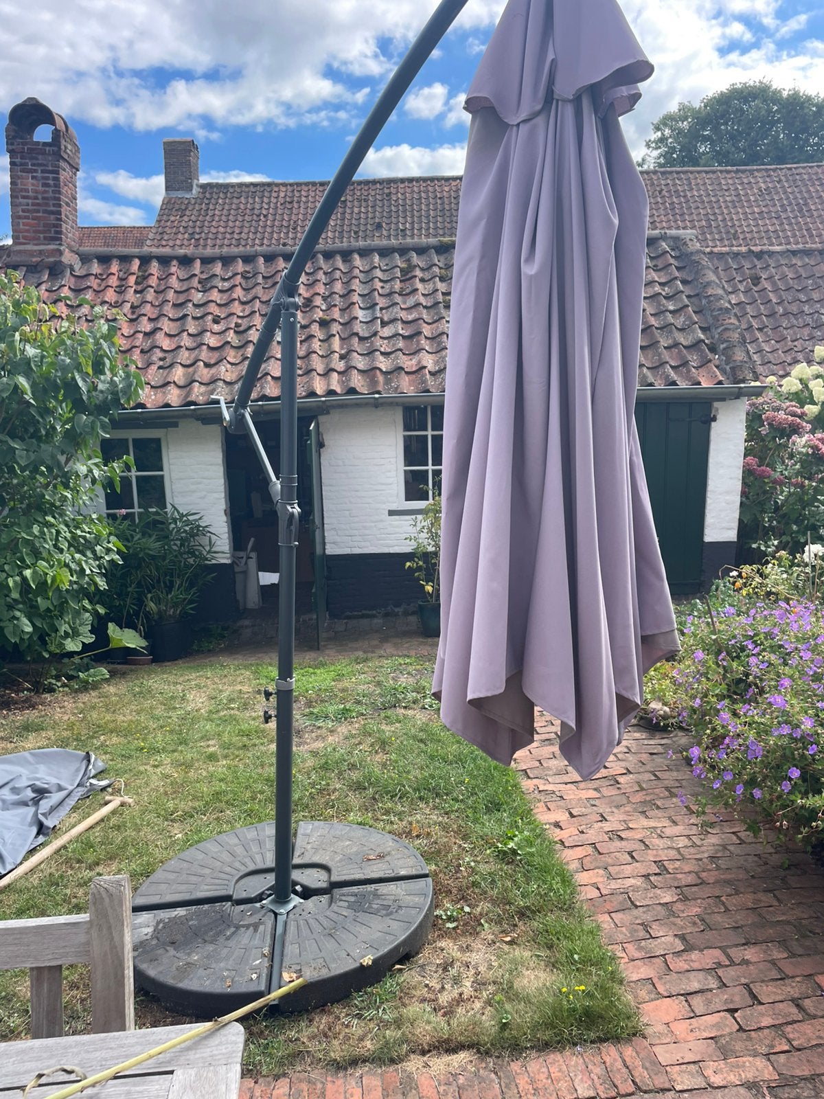 Zweefparasol met voet, Enlèvement, Comme neuf, Parasol flottant