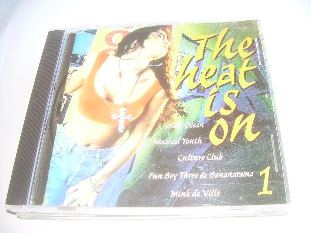 CD - THE HEAT IS ON  - POP, Cd's en Dvd's, Cd's | Verzamelalbums, Ophalen of Verzenden, Zo goed als nieuw, Dance