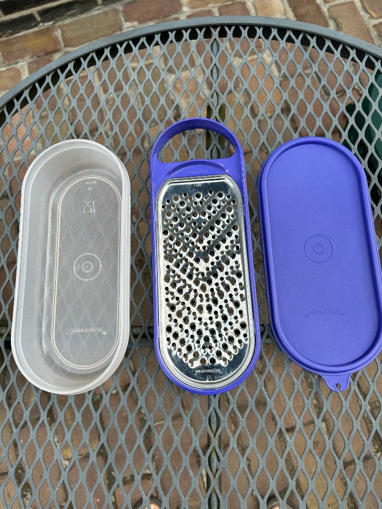TUPPERWARE RASPPAARDJE ZO GOED ALS NIEUW, Enlèvement ou Envoi, Comme neuf