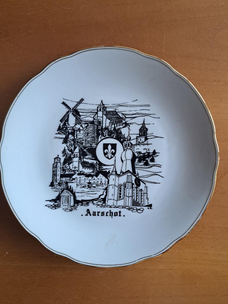 Sierbord van Aarschot, Antiek en Kunst, Ophalen of Verzenden