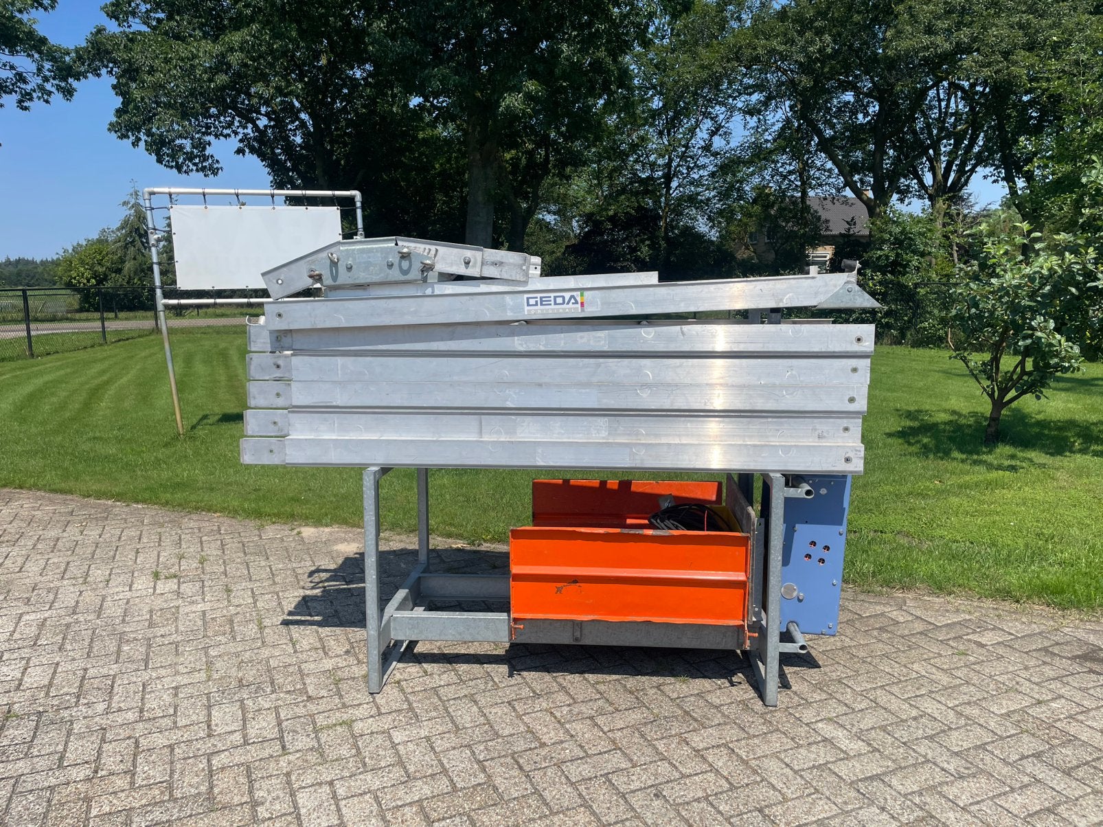 Geda comfort 250 ladderlift opbouwlift, Ophalen, Zo goed als nieuw