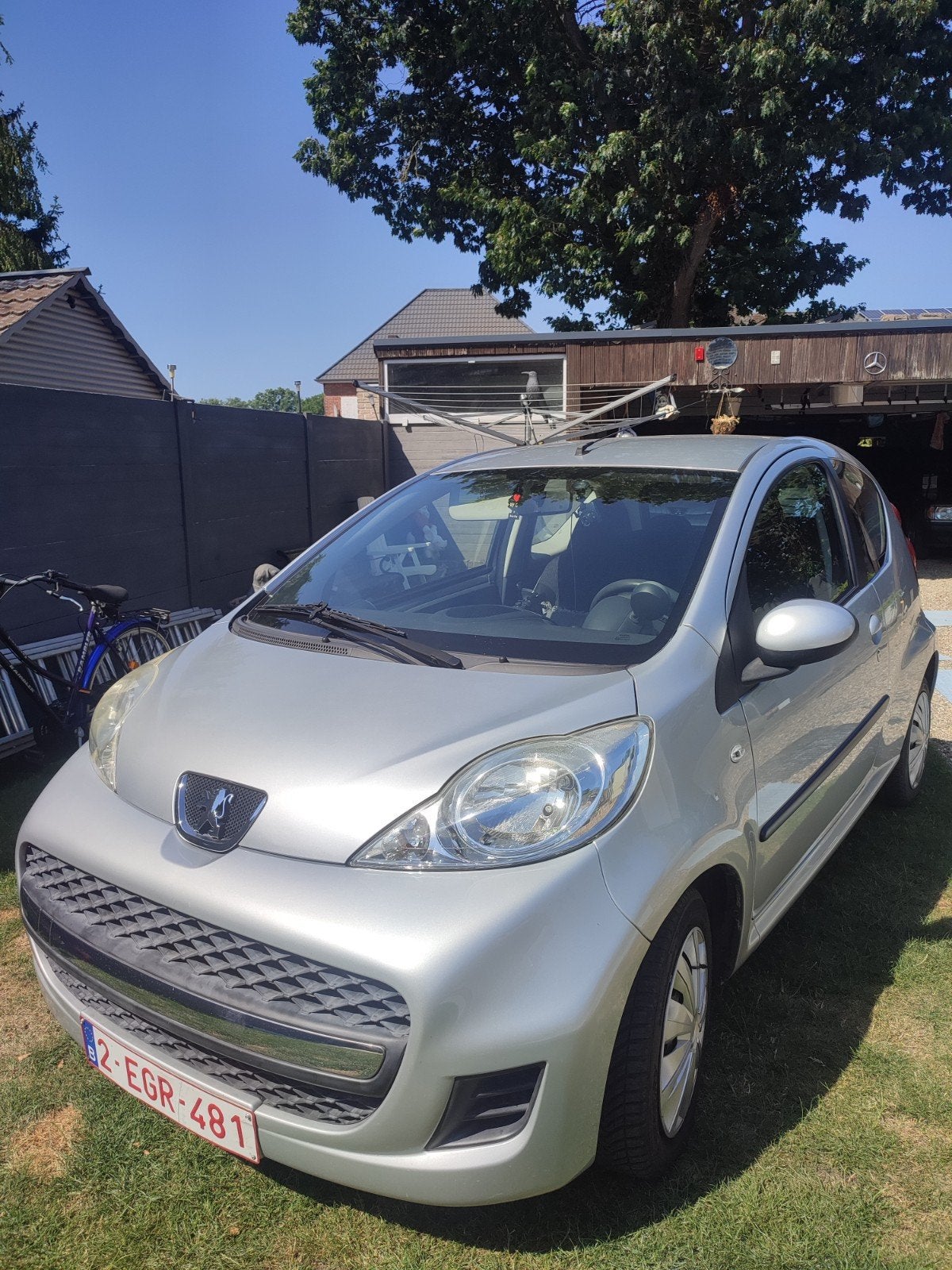 Peugeot 107, Auto's, Voorwielaandrijving, Euro 5, Zwart, Handgeschakeld