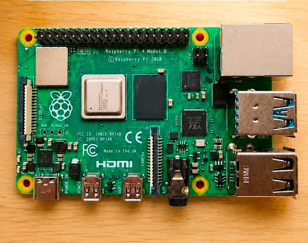 Raspberry Pi 4 Model B 2GB ram, Ophalen of Verzenden, Gebruikt, Server, USB