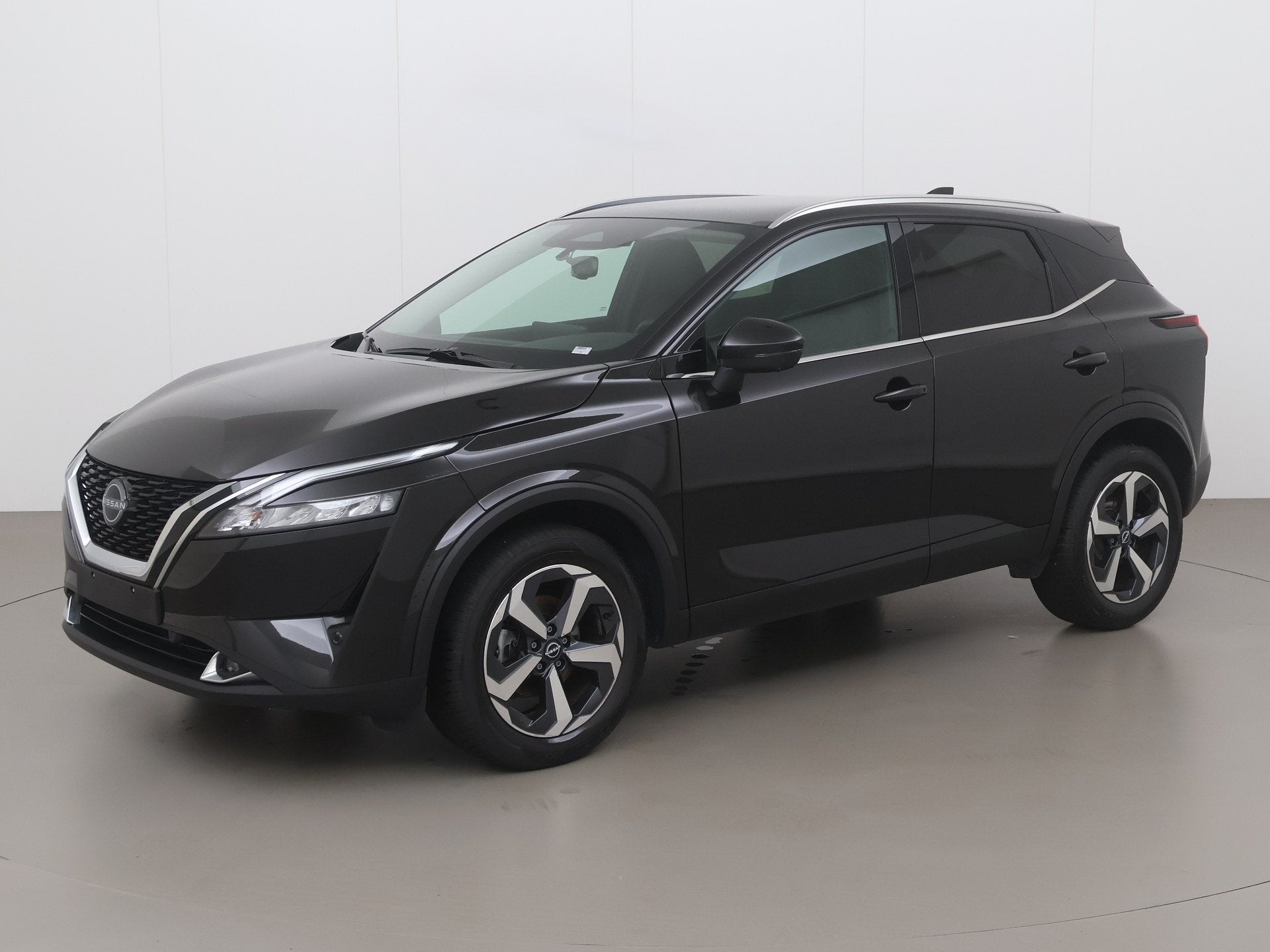Nissan Qashqai dig-t n-connecta 158 AT, Zwart, Bedrijf, Open dak, 5 deurs