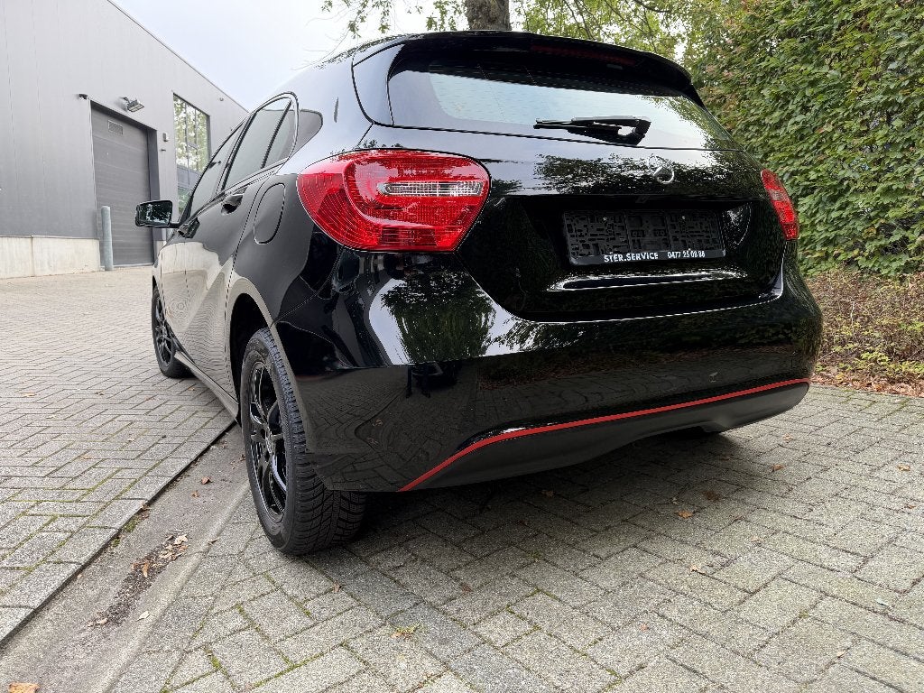 Mercedes-Benz A180 Benzine zeer degelijke wagen met waarborg, Auto's, Voorwielaandrijving, Stof, 4 cilinders, 1600 cc