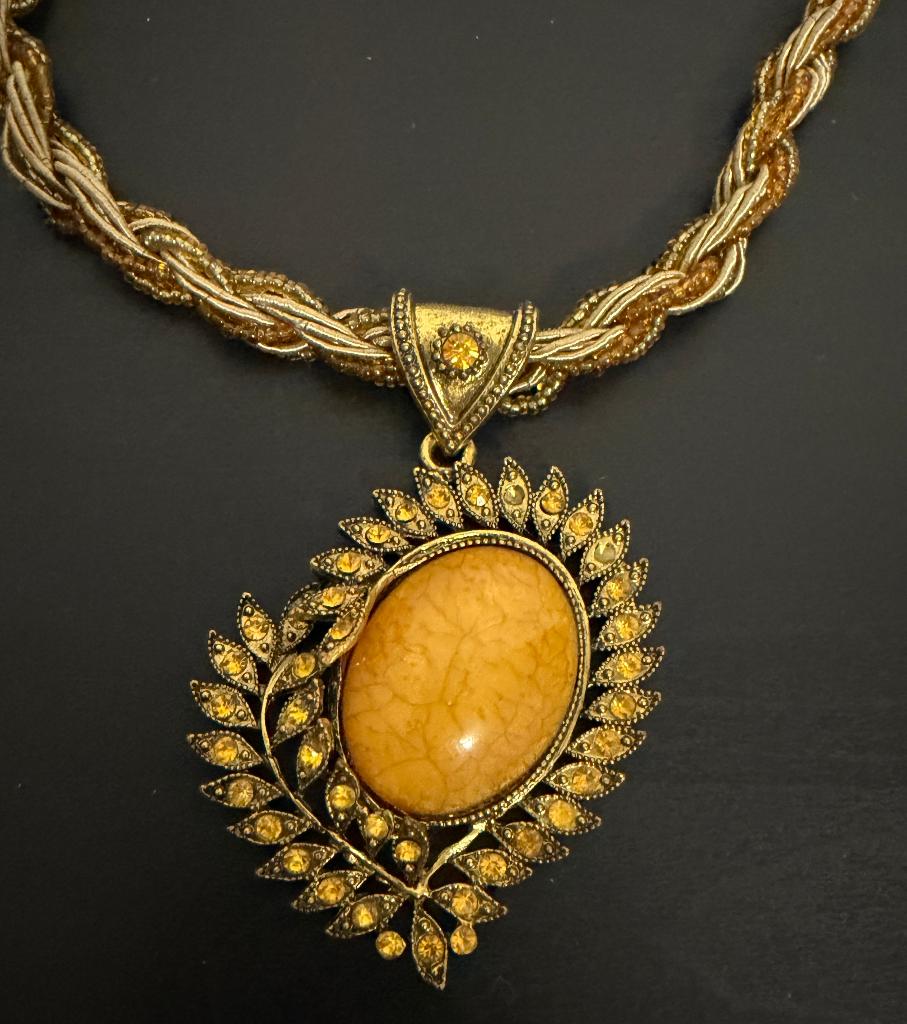 Collier Vintage Années 1960 - Bijoux de Mode, Bijoux, Sacs & Beauté, Bijoux anciens, Enlèvement ou Envoi, Autres matériaux, Collier