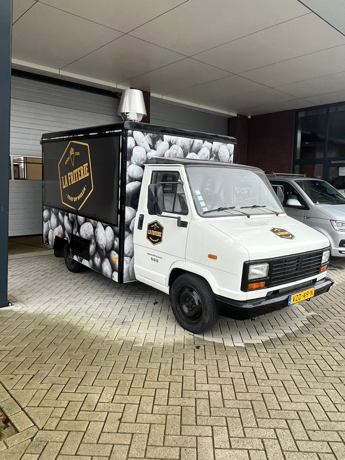 Foodtruck Peugeot J5 EYECATCHER, Ophalen