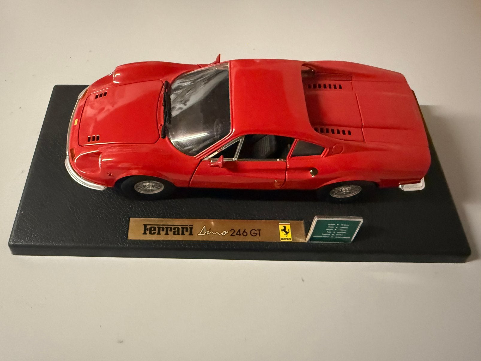 Anson Ferrari Dino 246 GT 1:18 —emballage d'origine, Enlèvement ou Envoi, Comme neuf, Voiture, Anson